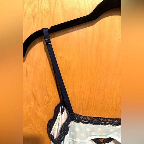 💃Super cute - Like Brand New - Only wore 1X SIZE MED - Picture 3 of 5